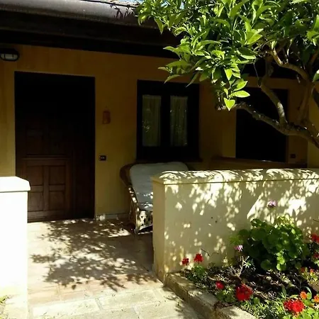Fattoria Il Borghetto Oda ve Kahvaltı Isola Di Capo Rizzuto